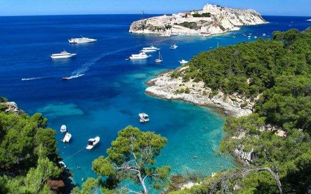 Острова и полуострова Средиземного моря - лучшие курорты