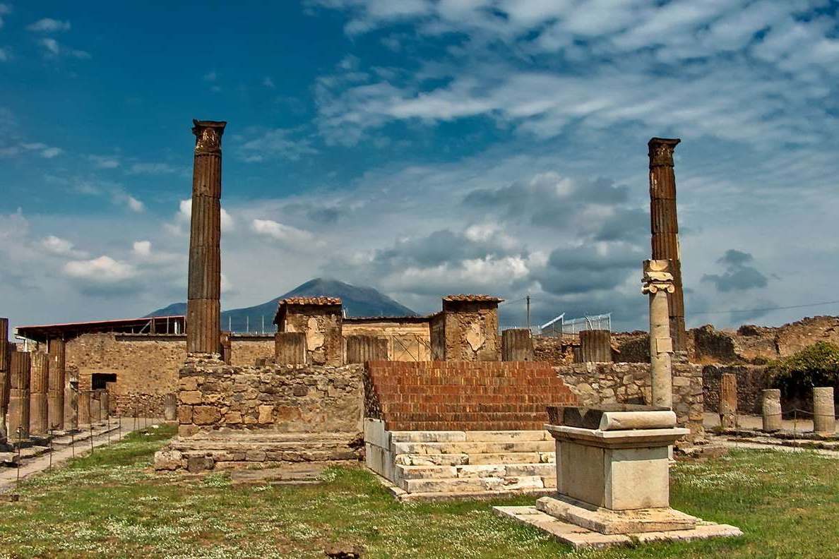 Развалины Храма Аполлона Помпеи 2