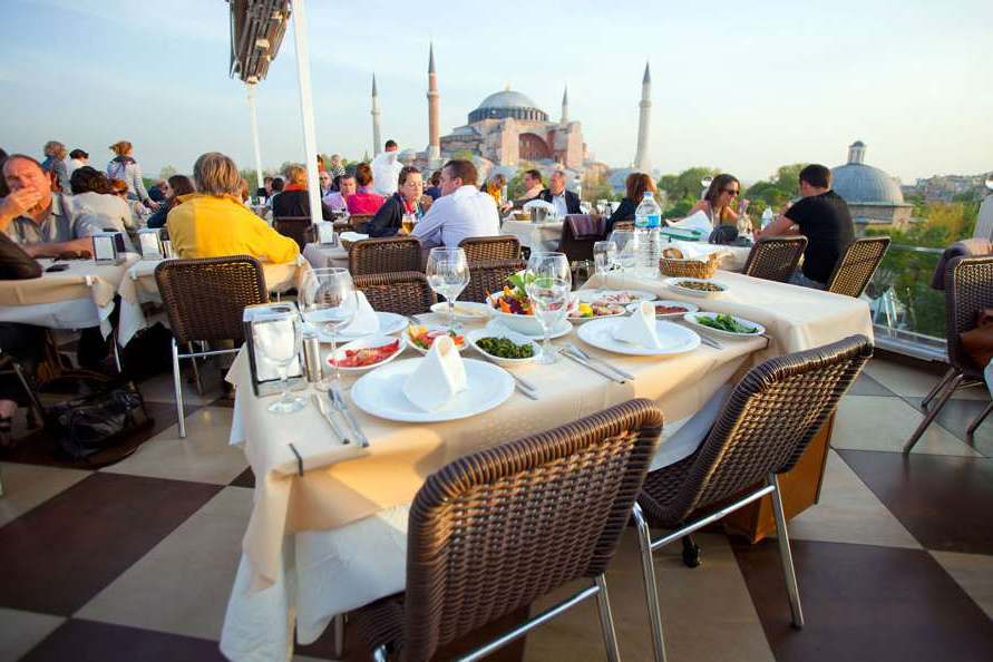 Рыбный ресторан в Стамбуле
