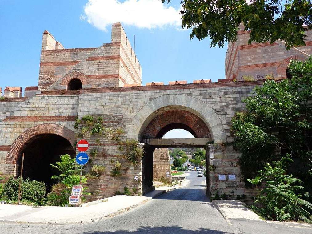 Крепостные Стены Византии (The Byzantine Land Walls), 1