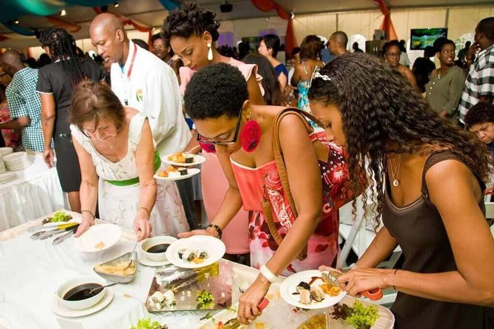 Фестиваль еды и рома в Сент-Люсии