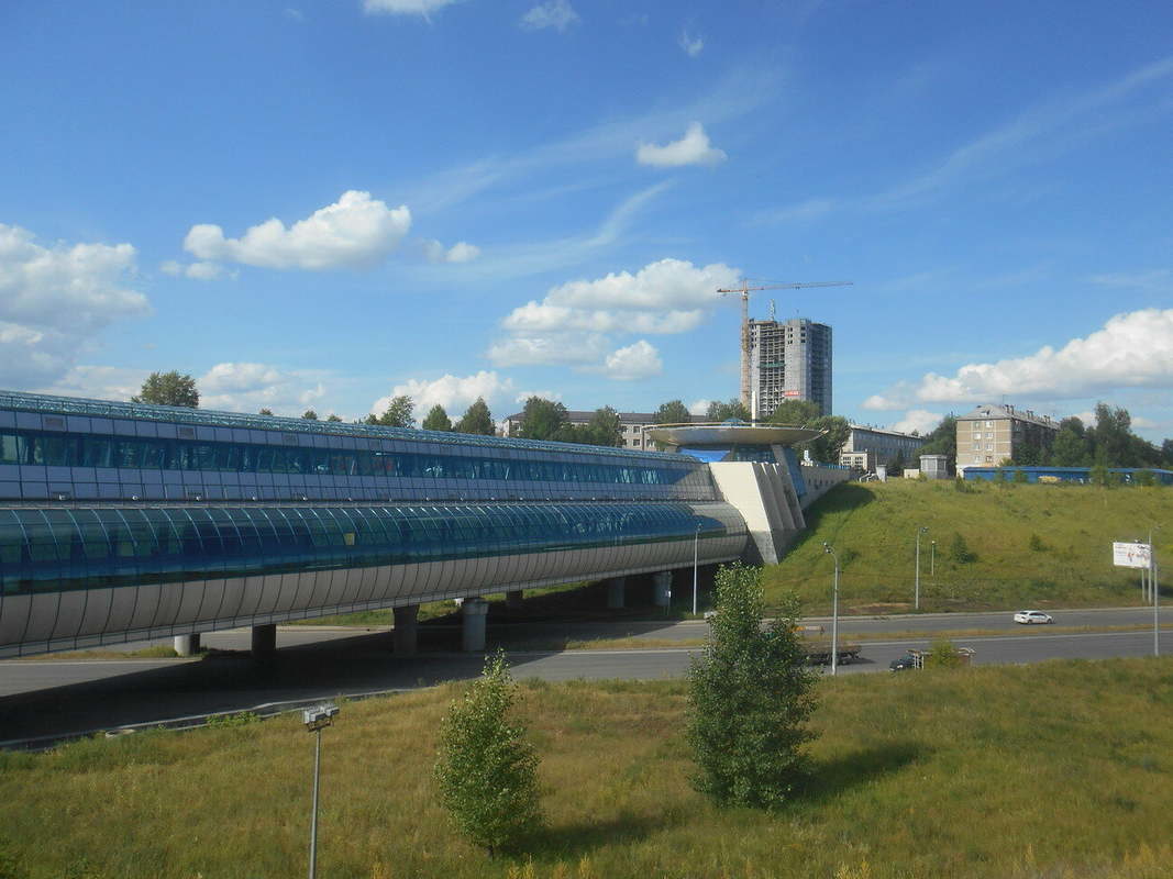 Станция метро Аметьево снаружи в Казани