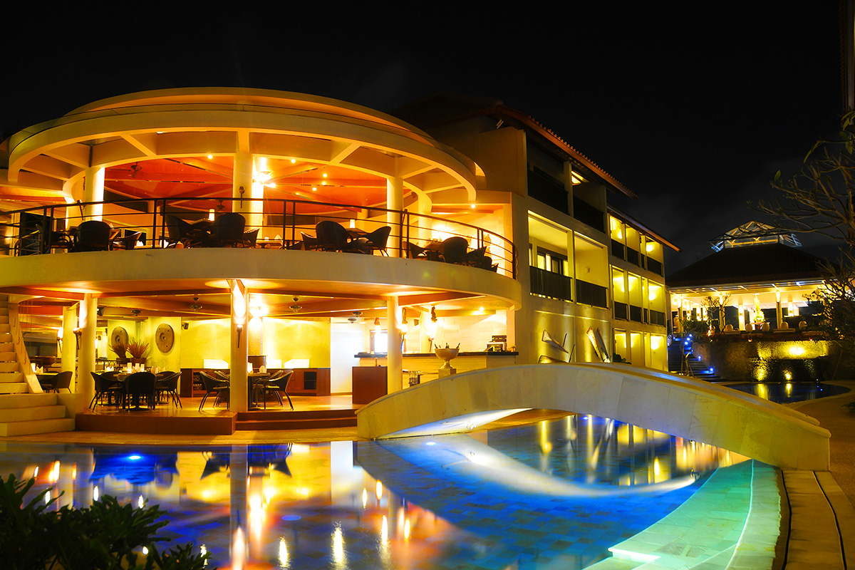 Отель Ramada Resort Camakila 4* Бали