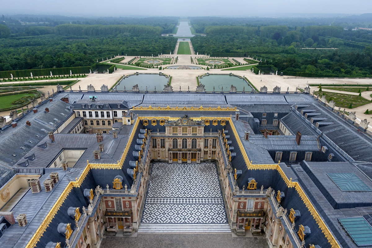 Версальский двор Шато де Версаль