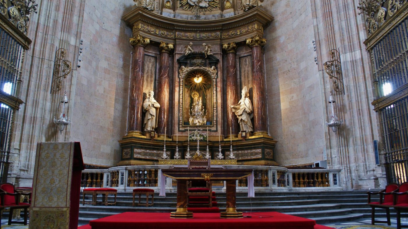 Центральный алтарь Кафедрального собора Сеговия Испания