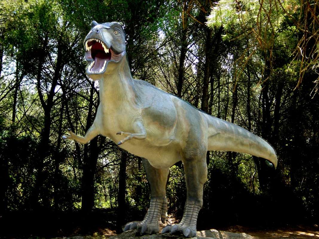 Музей под открытым небом в Мезе Франция тираннозавр рэкс