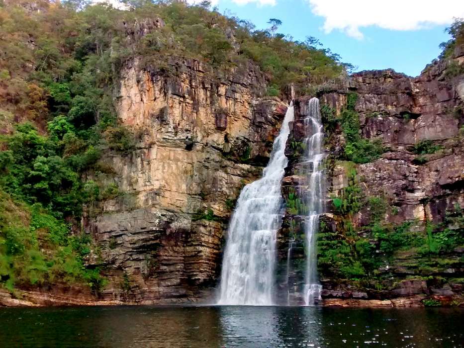 Национальный парк Чапада дос Веадейрос Бразилия водопад