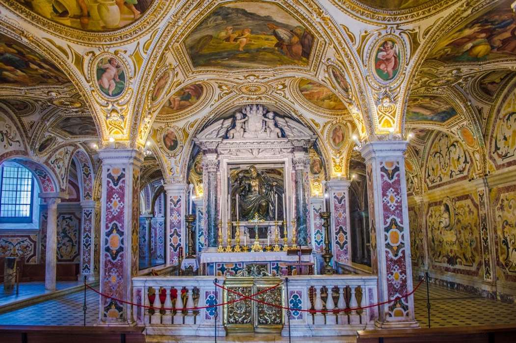Склеп Сан-Маттео собора Салерно