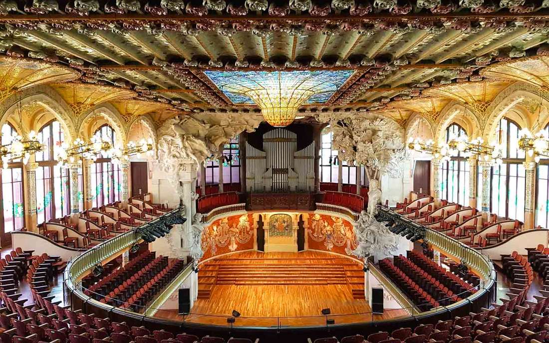 Концертный зал Палау де ла Музика Каталана Барселона