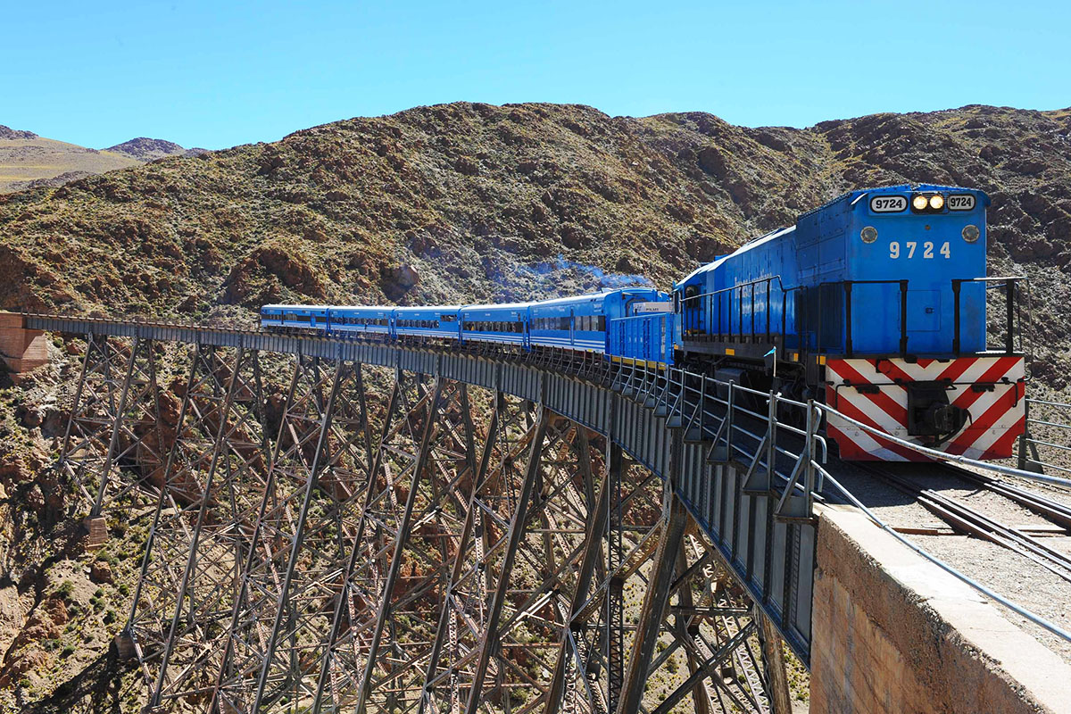 Поезд выше облаков самая опасная железная дорога в аргентине tren a las nubes