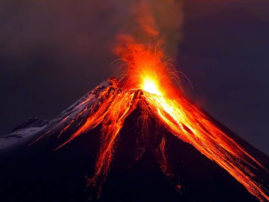 извержение вулкана лава