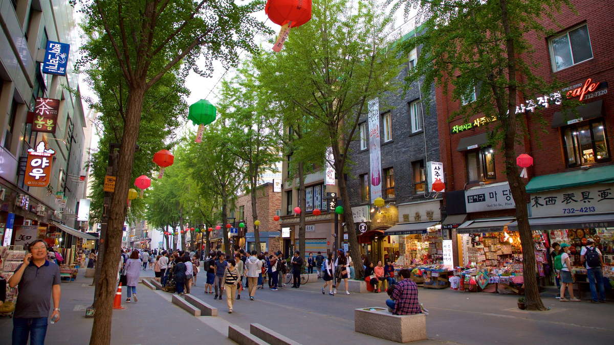 Район улица Инсадон в Сеуле, Корея