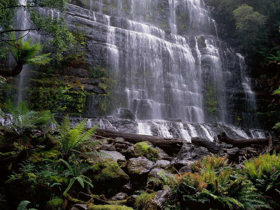 Водопад Russell Falls Тасмания