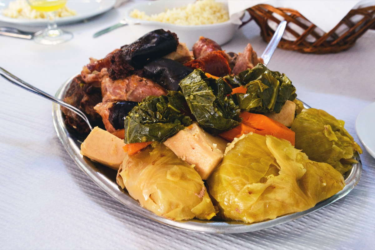 Cozido das Furnas блюдо рагу Азорские острова португалия