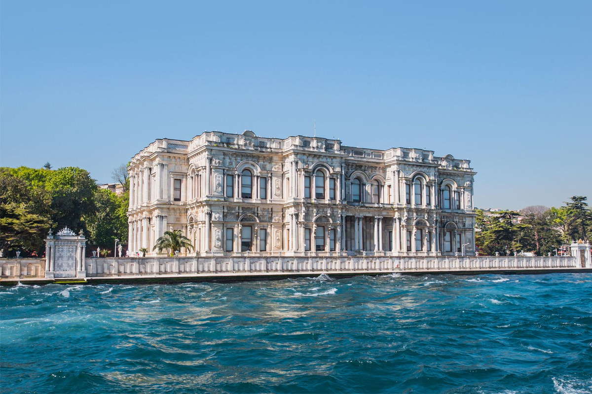 Дворец Бейлербей Стамбул Турция