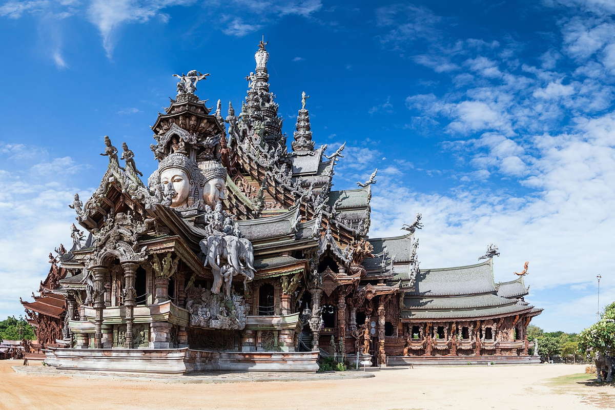 Храм Истины без гвоздей таиланд