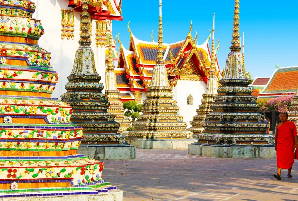 Храм Ват Пхо Бангкок Таиланд