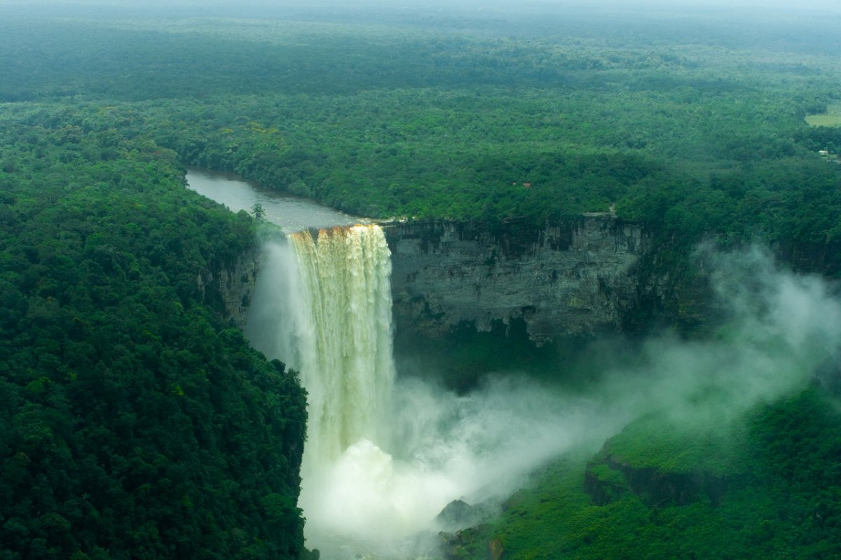 Водопад Кайетур, Гайана