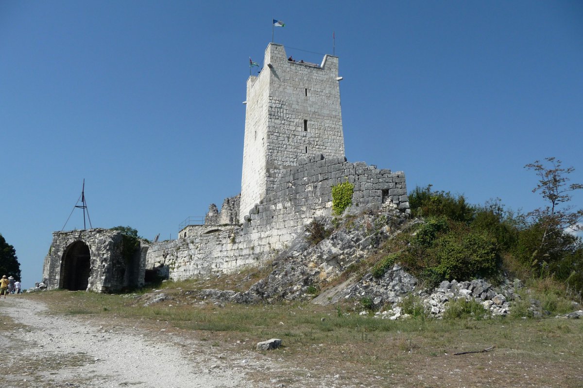 Башня в Анакопийской крепости