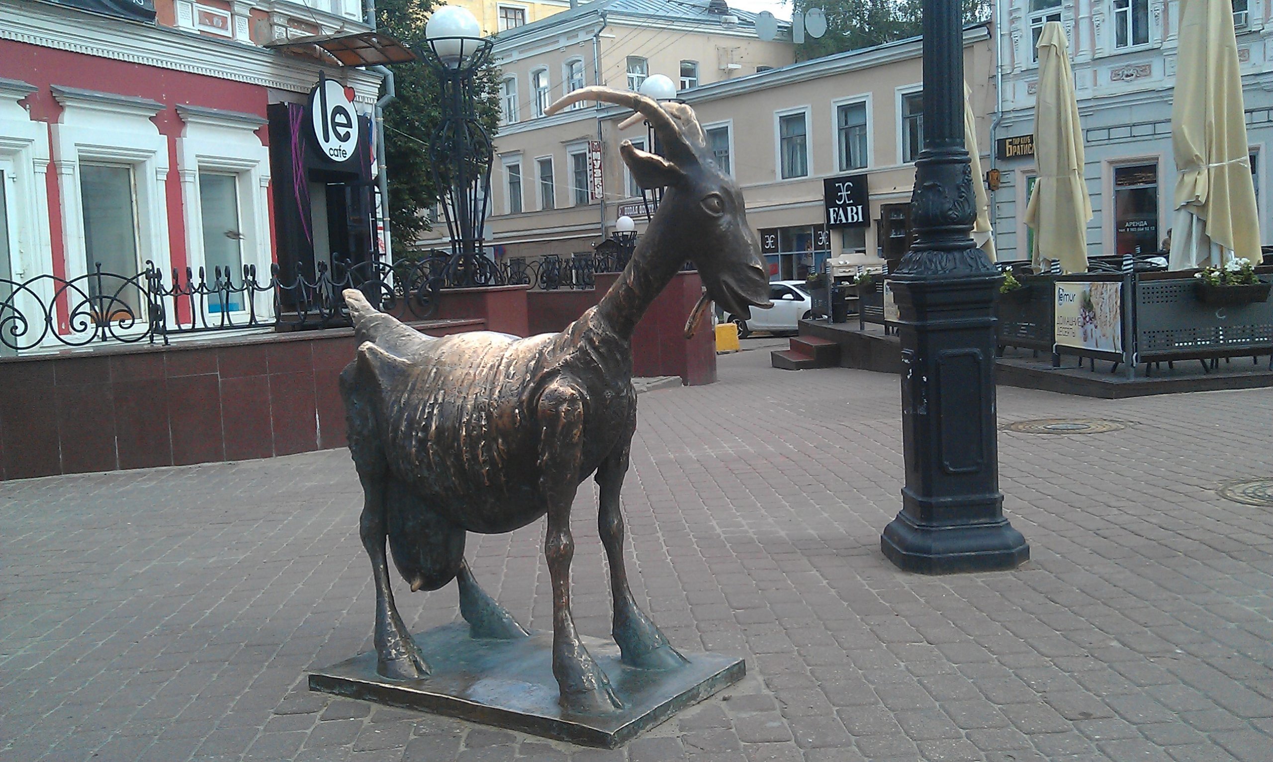 скульптура веселая коза нижний новгород