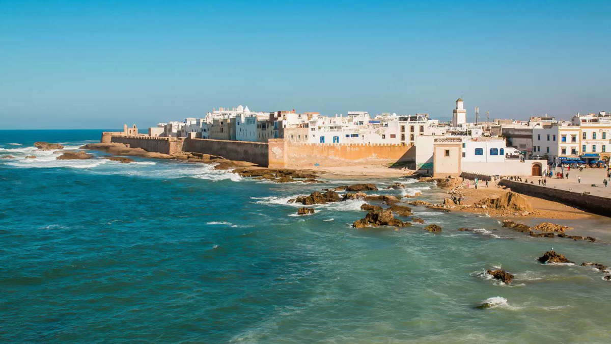 Портовый город Эс-Сувейра Марокко фото