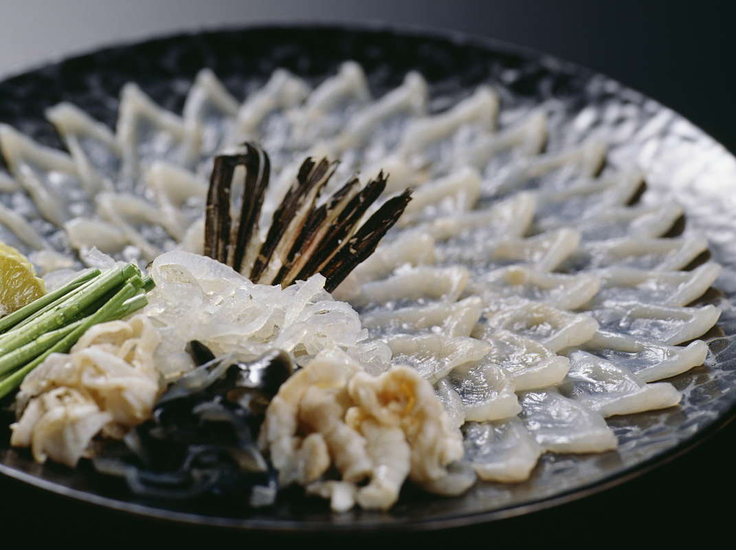 фугусаши блюдо из рыбы фугу