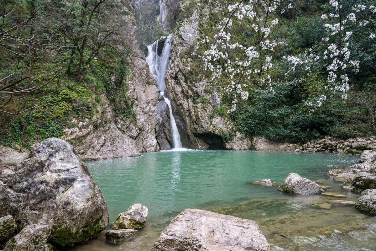 Агурское ущелье сочи водопад