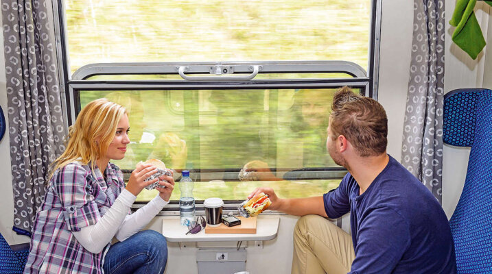 Какую еду можно взять в поезд: советы и правила