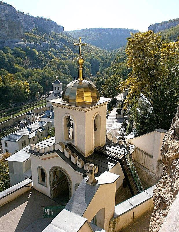 колокольня Свято-успенский мужской бахчисарайский монастырь