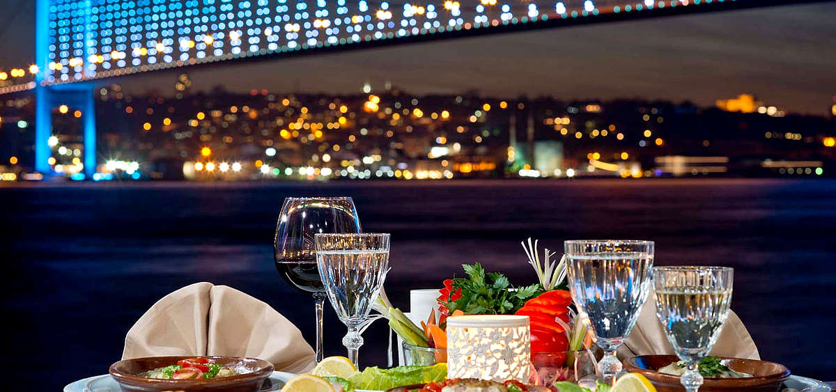 ресторан на босфоре стамбул ночью