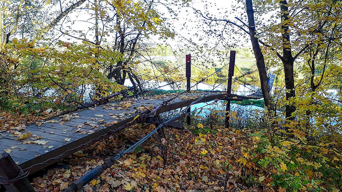 Деревянный подвесной мост в Сельцо Брянск