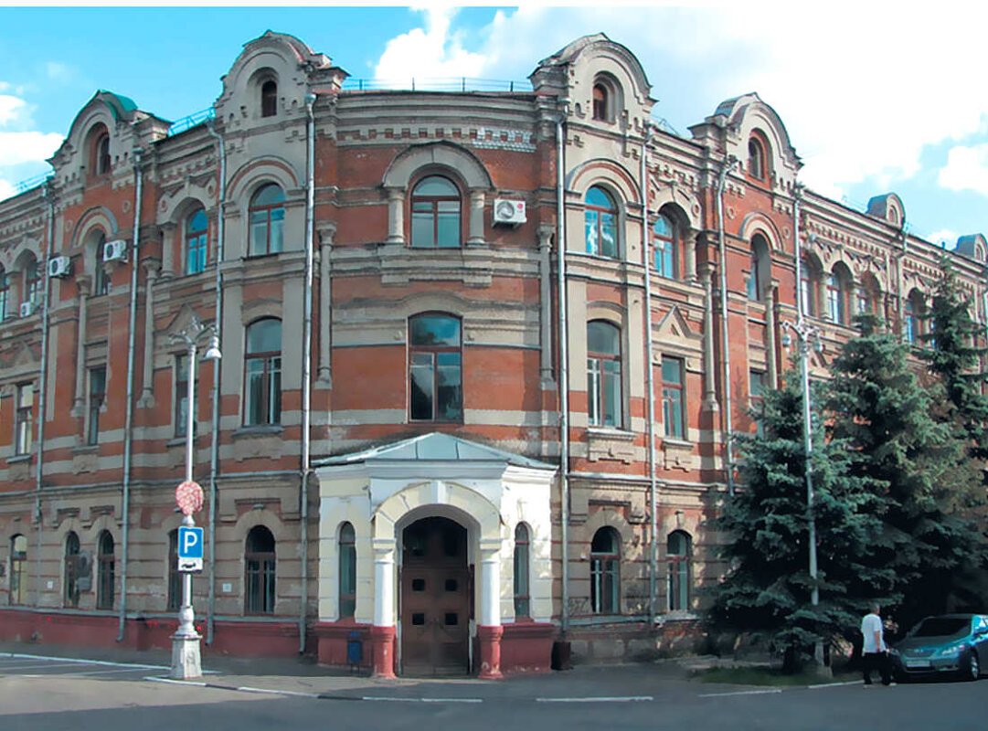 здание женской гимназии в Брянске