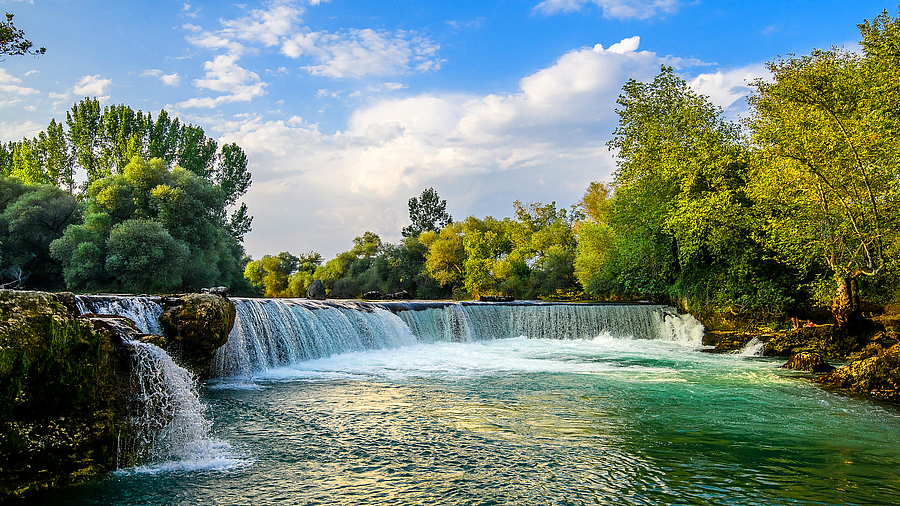 Водопад в городе Манавгат Турция