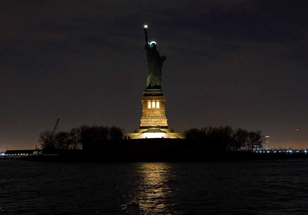 подсветка Статуи свободы